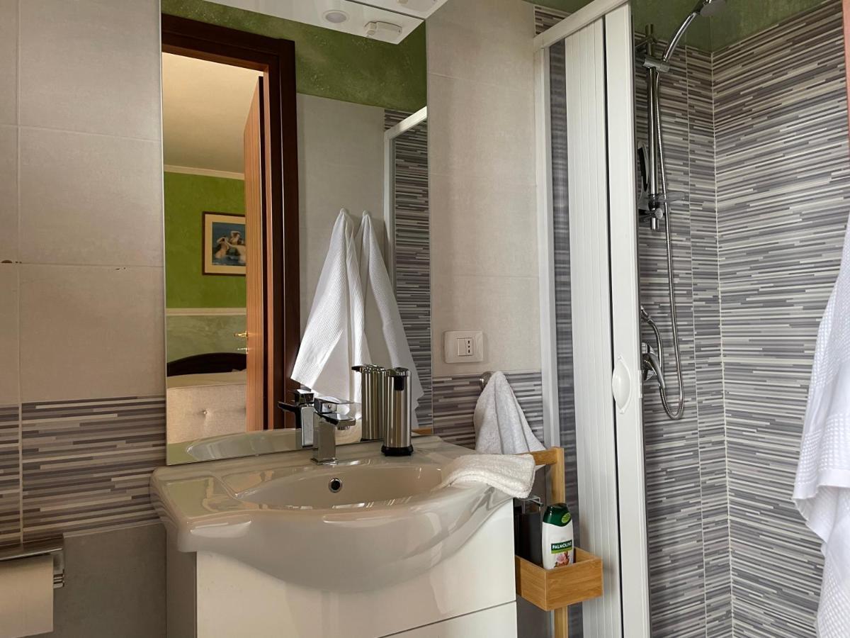 Residence Don Turi Villafranca Tirrena Kültér fotó